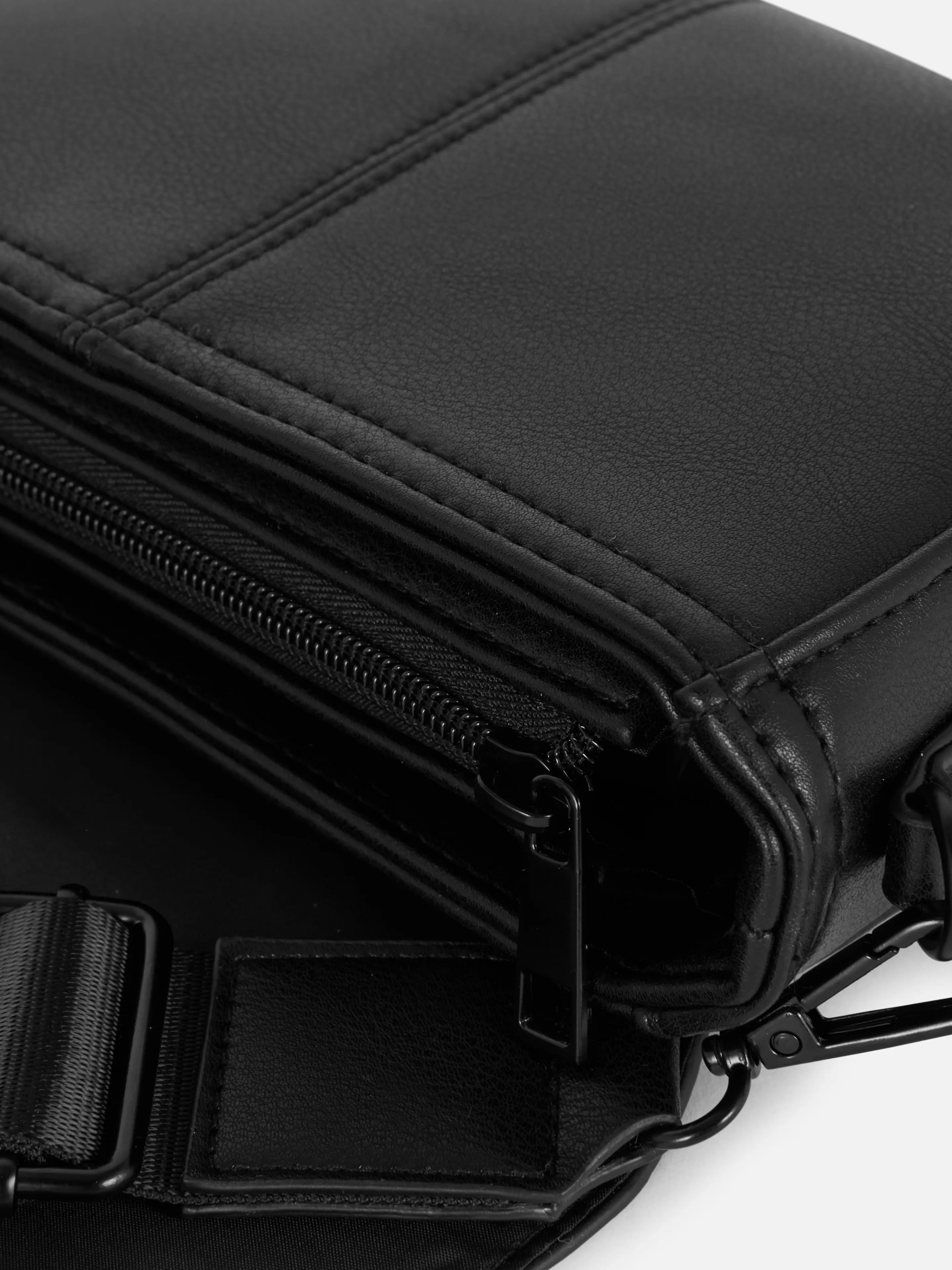 Malas E Carteiras*Primark Mala Tiracolo Minimalista Kem Preto